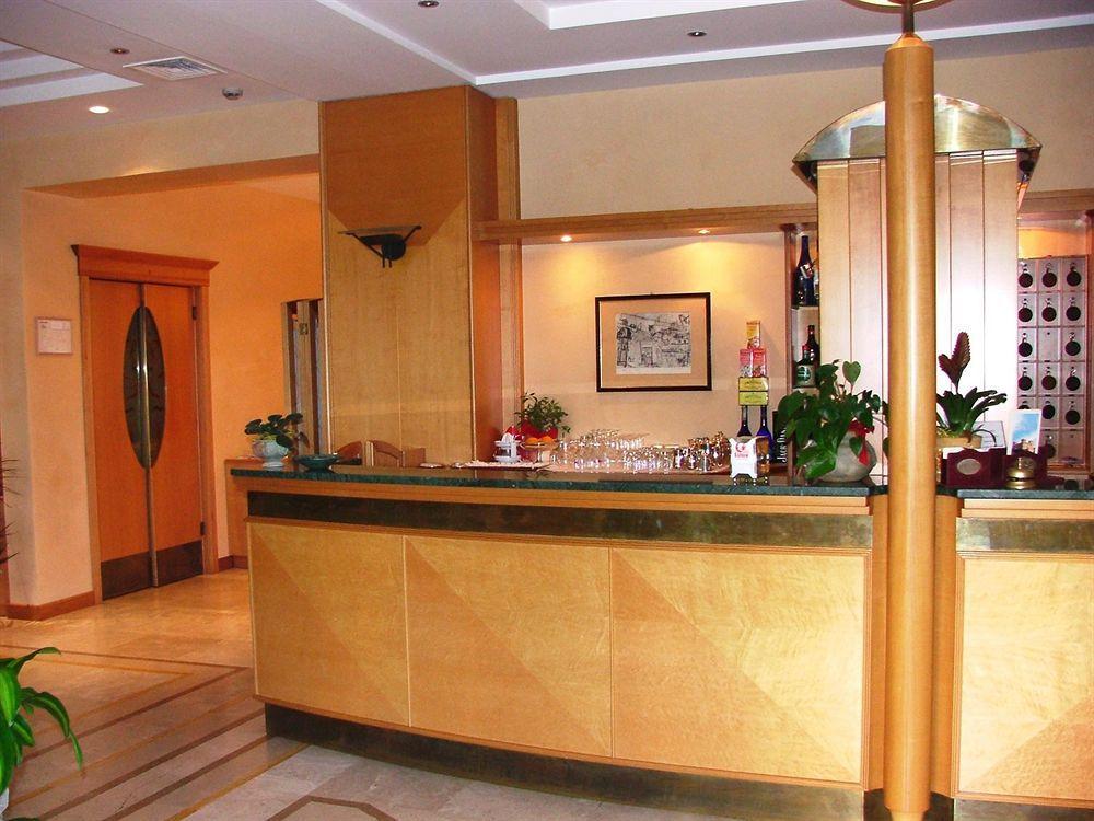 Lory&ristorante Ferraro Hotel 4*